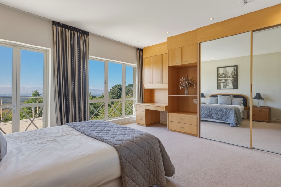 7 Bedroom Property for Sale in Constantia Western Cape